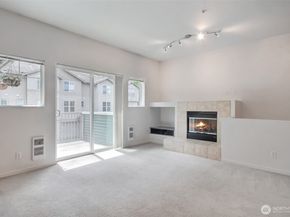 15325 SE 155th Place N5, Renton WA 98058