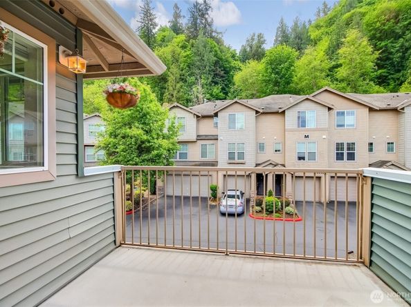 15325 SE 155th Place N5, Renton WA 98058
