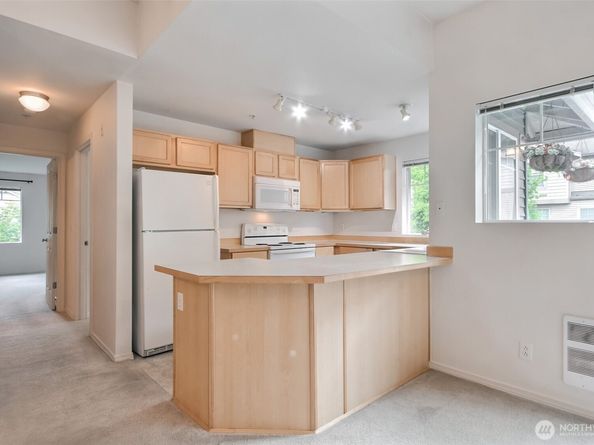 15325 SE 155th Place N5, Renton WA 98058