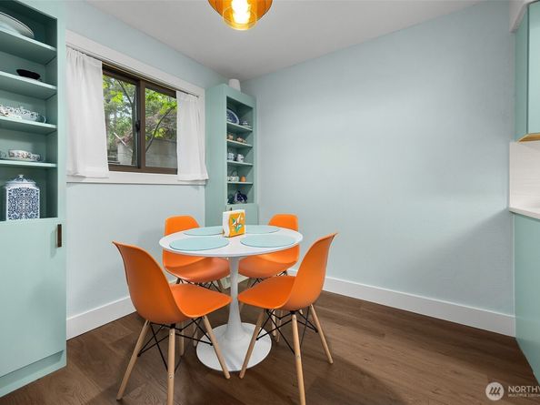 1524 NE 140th D2, Seattle WA 98125