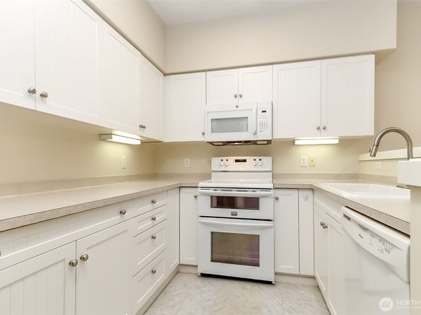 15026 40th Avenue W 7203, Lynnwood WA 98087