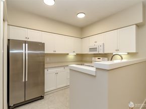 15026 40th Avenue W 7203, Lynnwood WA 98087