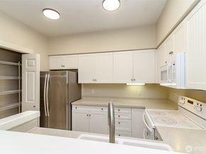 15026 40th Avenue W 7203, Lynnwood WA 98087