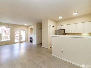 15026 40th Avenue W 7203, Lynnwood WA 98087