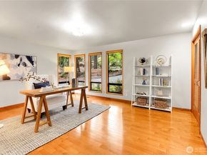 11611 73rd Place NE, Kirkland WA 98034