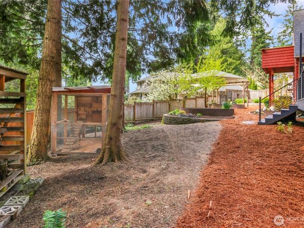 11611 73rd Place NE, Kirkland WA 98034