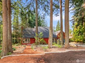 11611 73rd Place NE, Kirkland WA 98034