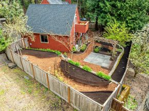 11611 73rd Place NE, Kirkland WA 98034