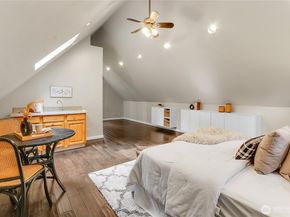 11611 73rd Place NE, Kirkland WA 98034