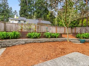 11611 73rd Place NE, Kirkland WA 98034