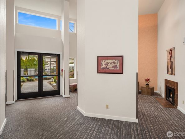 11300 1st Avenue NE 202, Seattle WA 98125