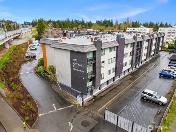 11300 1st Avenue NE 202, Seattle WA 98125