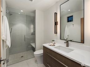 9810 SE Shoreland Drive, Bellevue WA 98004