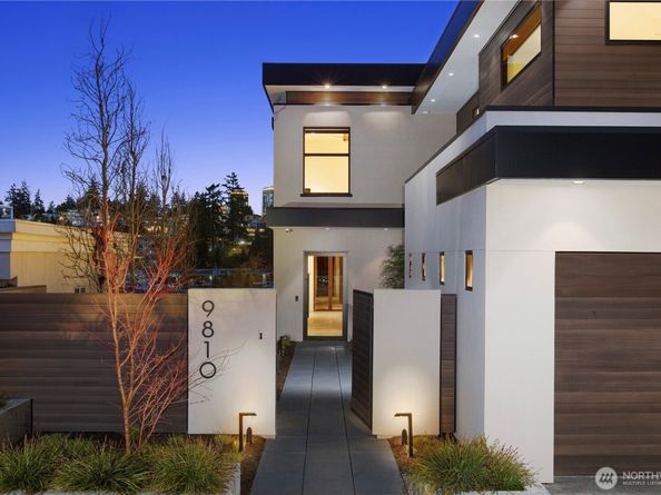 9810 SE Shoreland Drive, Bellevue WA 98004
