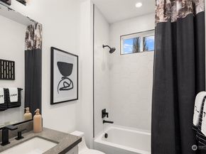 13468 (HS 9) NE 112th Place, Redmond WA 98052