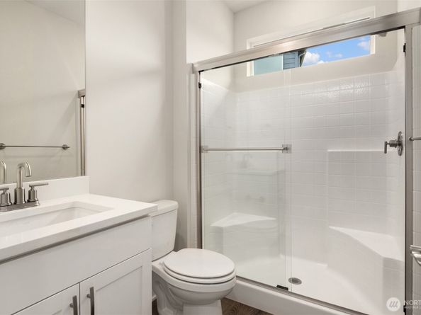 23277 Arbors Terrace Road NE 16, Kingston WA 98346