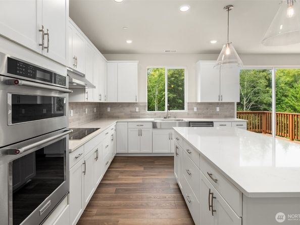 23277 Arbors Terrace Road NE 16, Kingston WA 98346