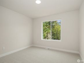 23277 Arbors Terrace Road NE 16, Kingston WA 98346