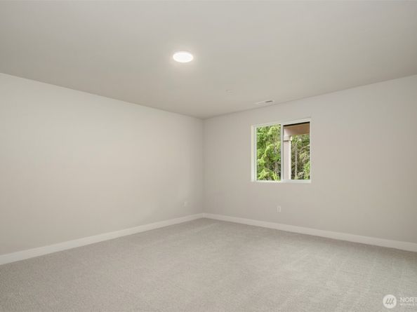 23277 Arbors Terrace Road NE 16, Kingston WA 98346