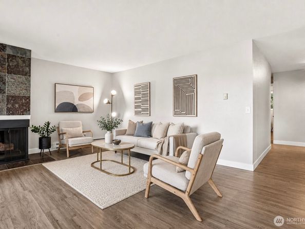 430 Bellevue Way SE 105, Bellevue WA 98004