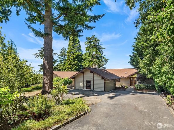 604 SW 206th Street, Normandy Park WA 98166