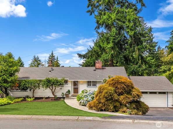 2805 124th Place NE, Bellevue WA 98005