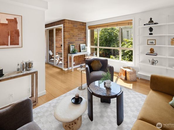 905 Cherry Street 205, Seattle WA 98104