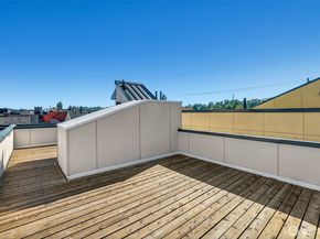 7526 43rd Avenue S A, Seattle WA 98118