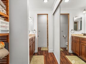 1420 153rd  Ave NE 4004, Bellevue WA 98007