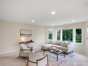 22471 SE 42nd Terrace 2204, Issaquah WA 98029