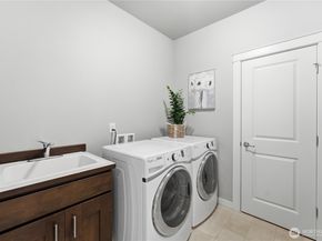 13424 NE 80th Street, Redmond WA 98052