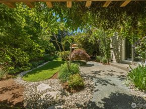 13424 NE 80th Street, Redmond WA 98052