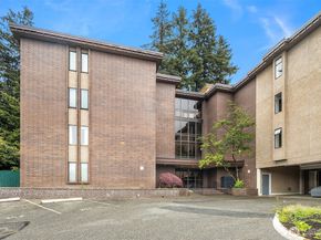 5915 Highway Place 201, Everett WA 98203