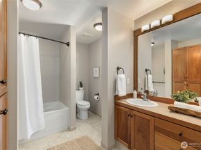4810 Rose Avenue NE, Bainbridge Island WA 98110