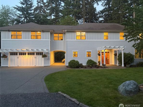 4810 Rose Avenue NE, Bainbridge Island WA 98110