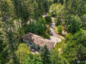 4810 Rose Avenue NE, Bainbridge Island WA 98110