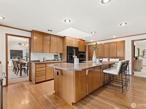 87 Cascade Key, Bellevue WA 98006