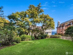 4692 Rockaway Beach Road NE, Bainbridge Island WA 98110