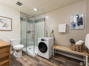 321 Bellevue Way SE 403, Bellevue WA 98004