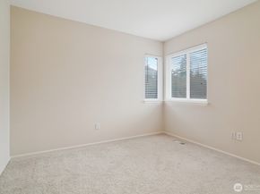 2038 30th Lane NE, Issaquah WA 98029