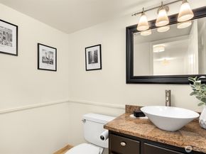 1001 Queen Anne Avenue N 303, Seattle WA 98109