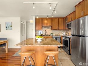 1001 Queen Anne Avenue N 303, Seattle WA 98109