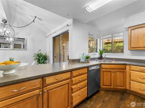 1555 Union Avenue NE 39, Renton WA 98059