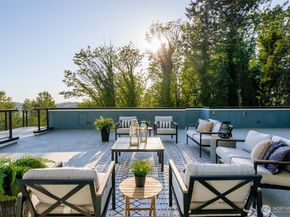 10719 Lake View Drive, Lake Stevens WA 98258