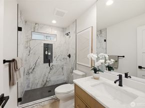 10719 Lake View Drive, Lake Stevens WA 98258