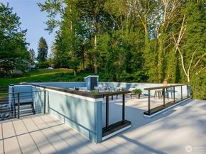 10719 Lake View Drive, Lake Stevens WA 98258