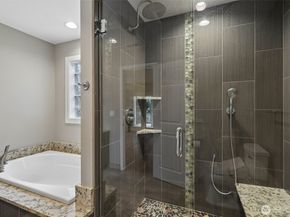 11633 NE 92nd Street, Kirkland WA 98033