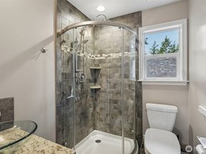 11633 NE 92nd Street, Kirkland WA 98033
