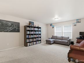 12509 SE 299th Place, Auburn WA 98092