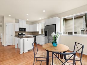 20914 13th Place W, Lynnwood WA 98036